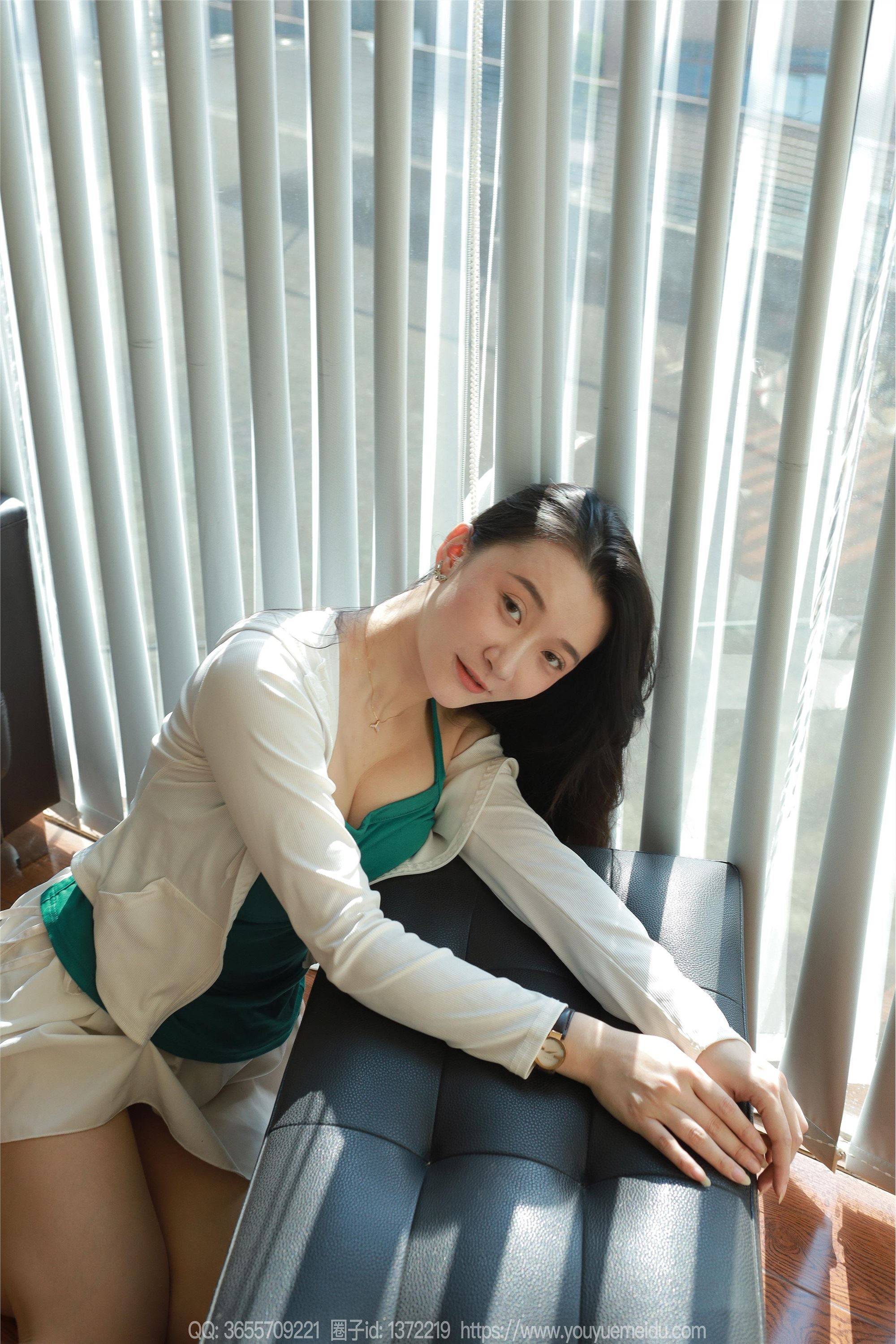 IESS异思趣向  2023.11.15 丝享家 1586 秋秋《绿色挂脖》